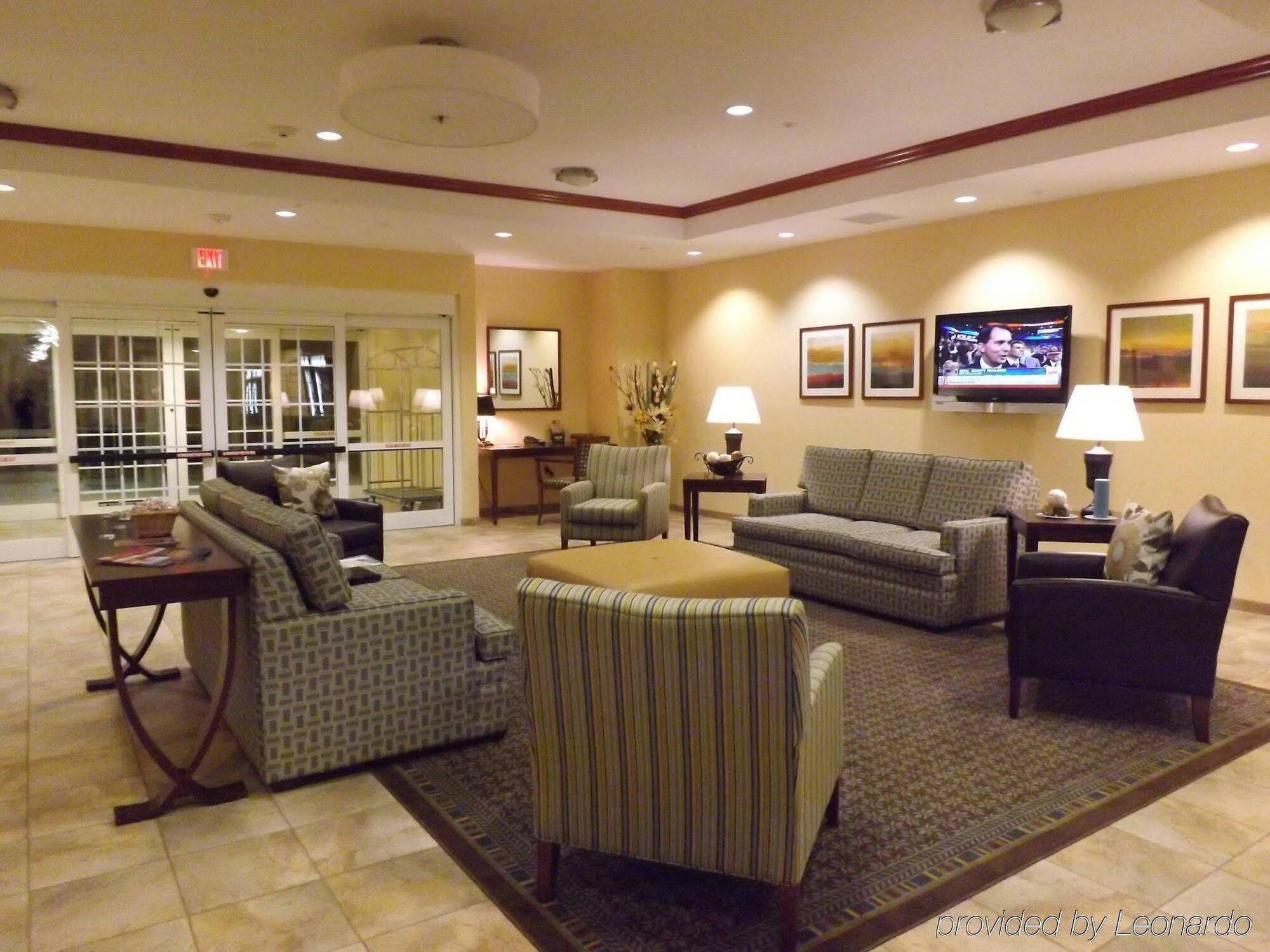 Candlewood Suites Fredericksburg, An Ihg Hotel Екстериор снимка